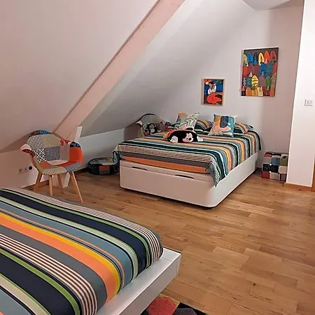 Les D'oriane Bed and breakfast Chessy (Seine-et-Marne)