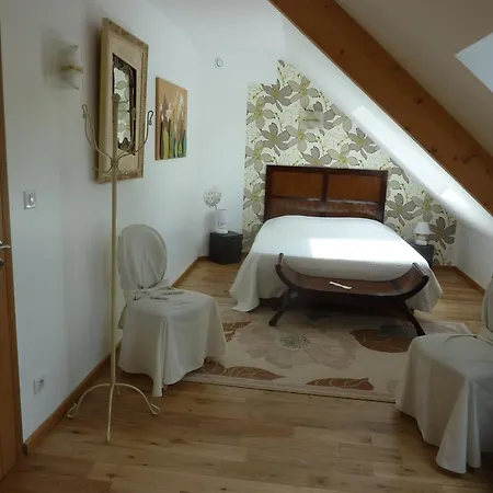 Les D'oriane Шеси